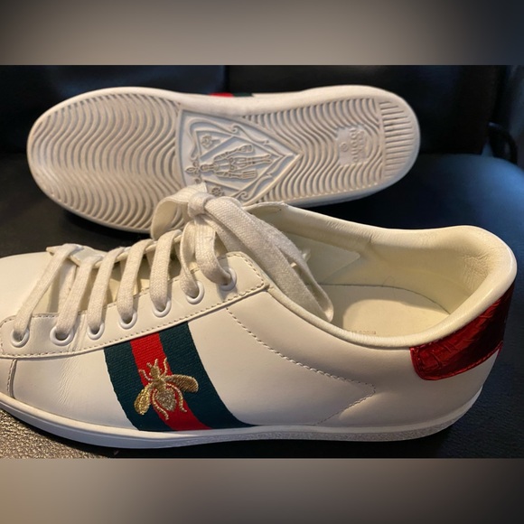 Gucci Ace Bee White Sneakers size:7 check the code inside. - Picture 4 of 16